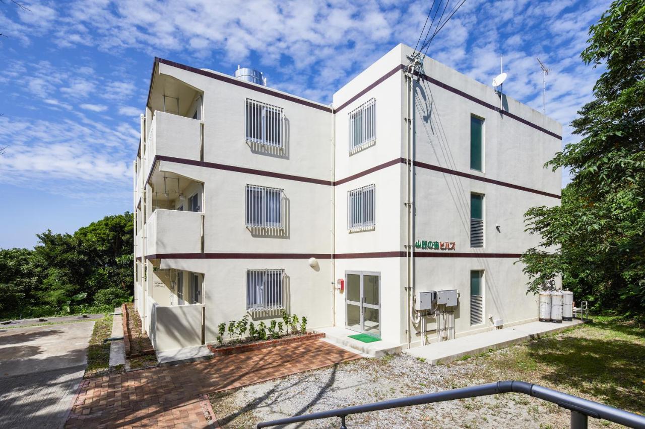 Forest Hills Of Yanbaru Motobu Exterior photo