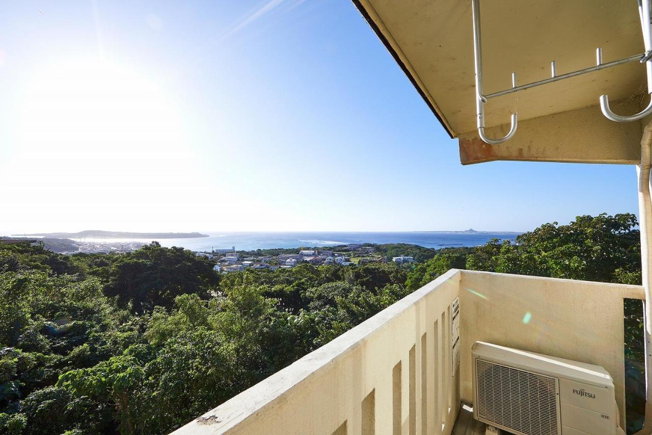 Forest Hills Of Yanbaru Motobu Exterior photo